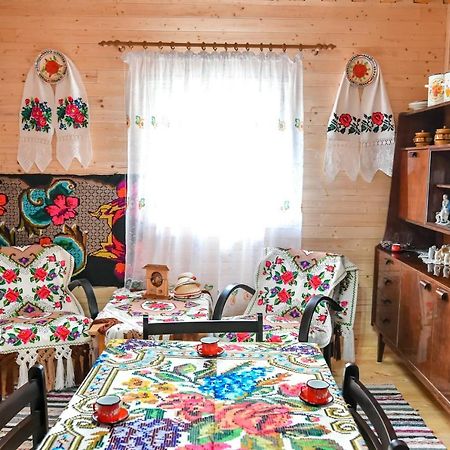 Casa Nely Hotell Sighetu Marmaţiei Exteriör bild