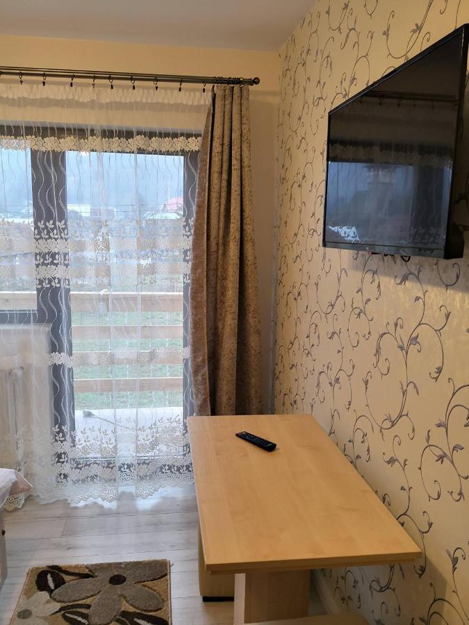 Casa Nely Hotell Sighetu Marmaţiei Exteriör bild